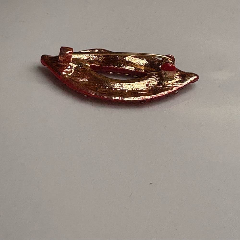 NEW Red Rhinestone Lip Brooch Pin Valentines - Picture 5 of 6